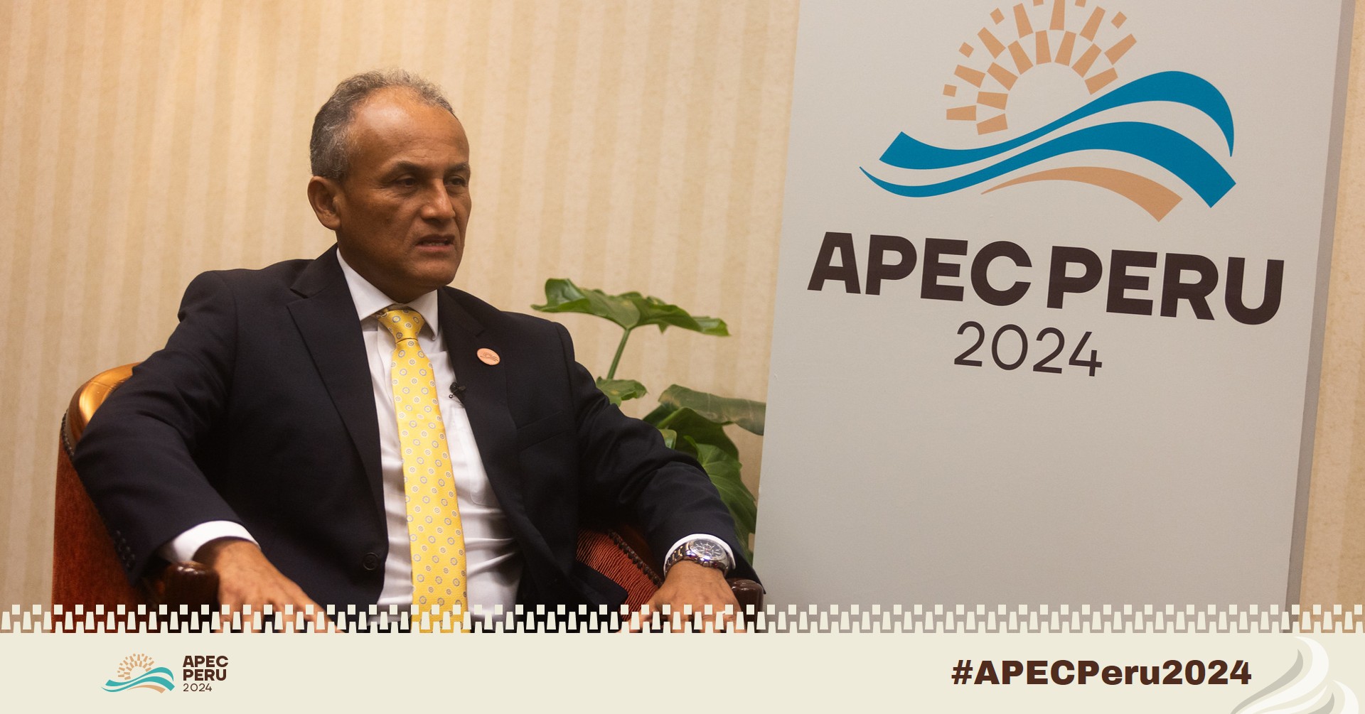 ministro Renato Reyes Tagle, alto funcionario del Perú ante el APEC