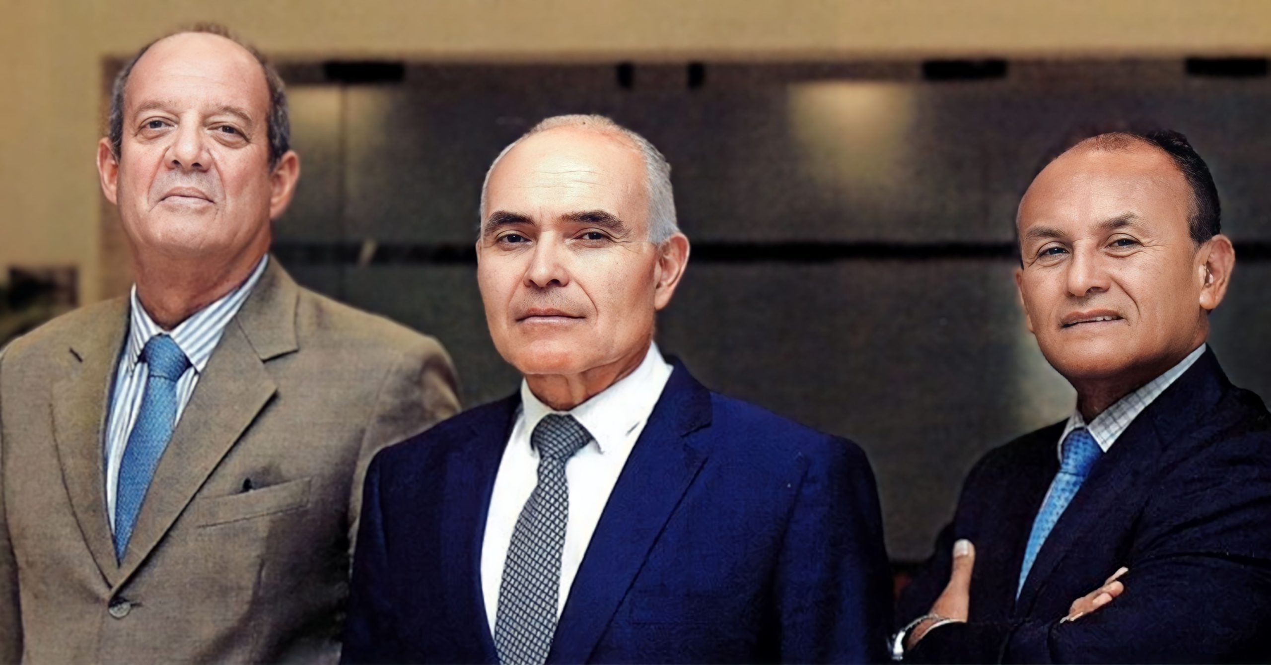 El presidente del Grupo de Trabajo APEC Peru 2024, Embajador Carlos Chavez Taffur; el Presidente de la Reunión de Altos Funcionarios (SOM Chair), embajador Carlos Vásquez; el Alto Funcionario del Perú (SOM PERU) para APEC