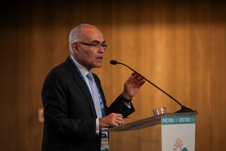 Ambassador Carlos Vasquez