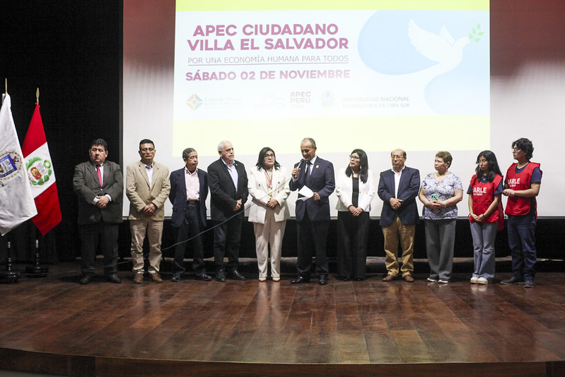 Organizaciones sociales de Villa El Salvador comparten experiencias transformadoras en el marco de APEC Ciudadano